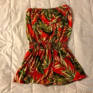 Tropical themes strapless romper
